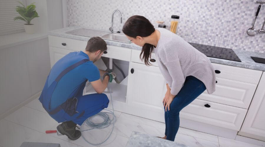 Expert burst pipe repair services in Ogden, IL